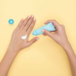 perbedaan whitening dan brightening
